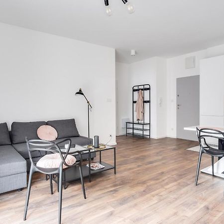 Apartament Chwaliszewo Z Balkonem - Free Parking Познань Екстер'єр фото