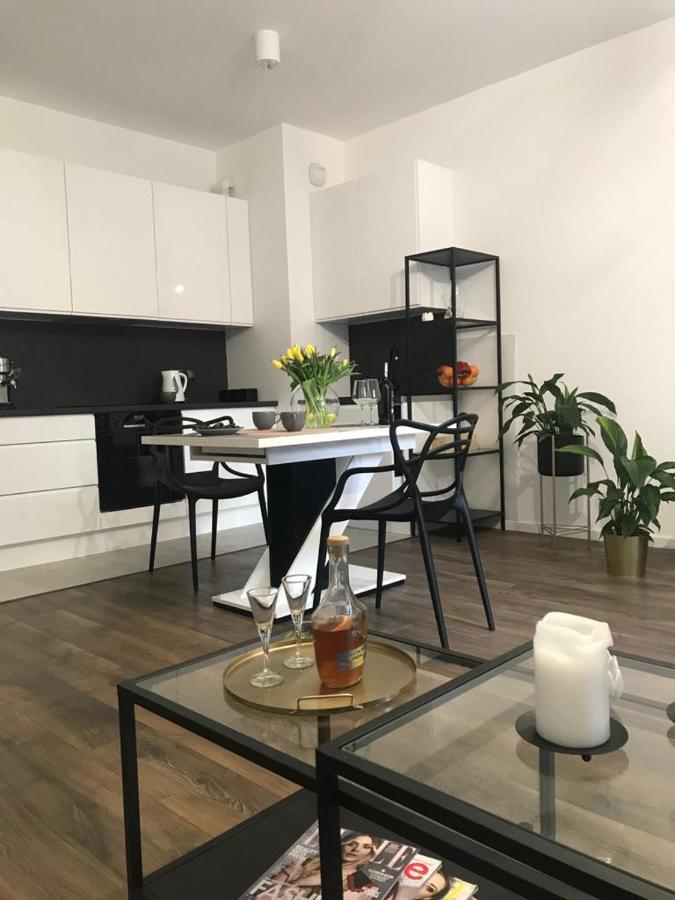 Apartament Chwaliszewo Z Balkonem - Free Parking Познань Екстер'єр фото